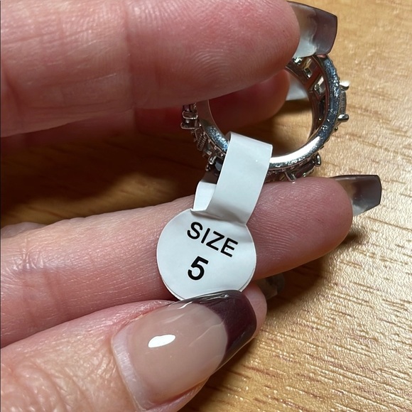 BP JUNE 2025 - Lab Created Alexandrite - Size 5 - Picture 3 of 5